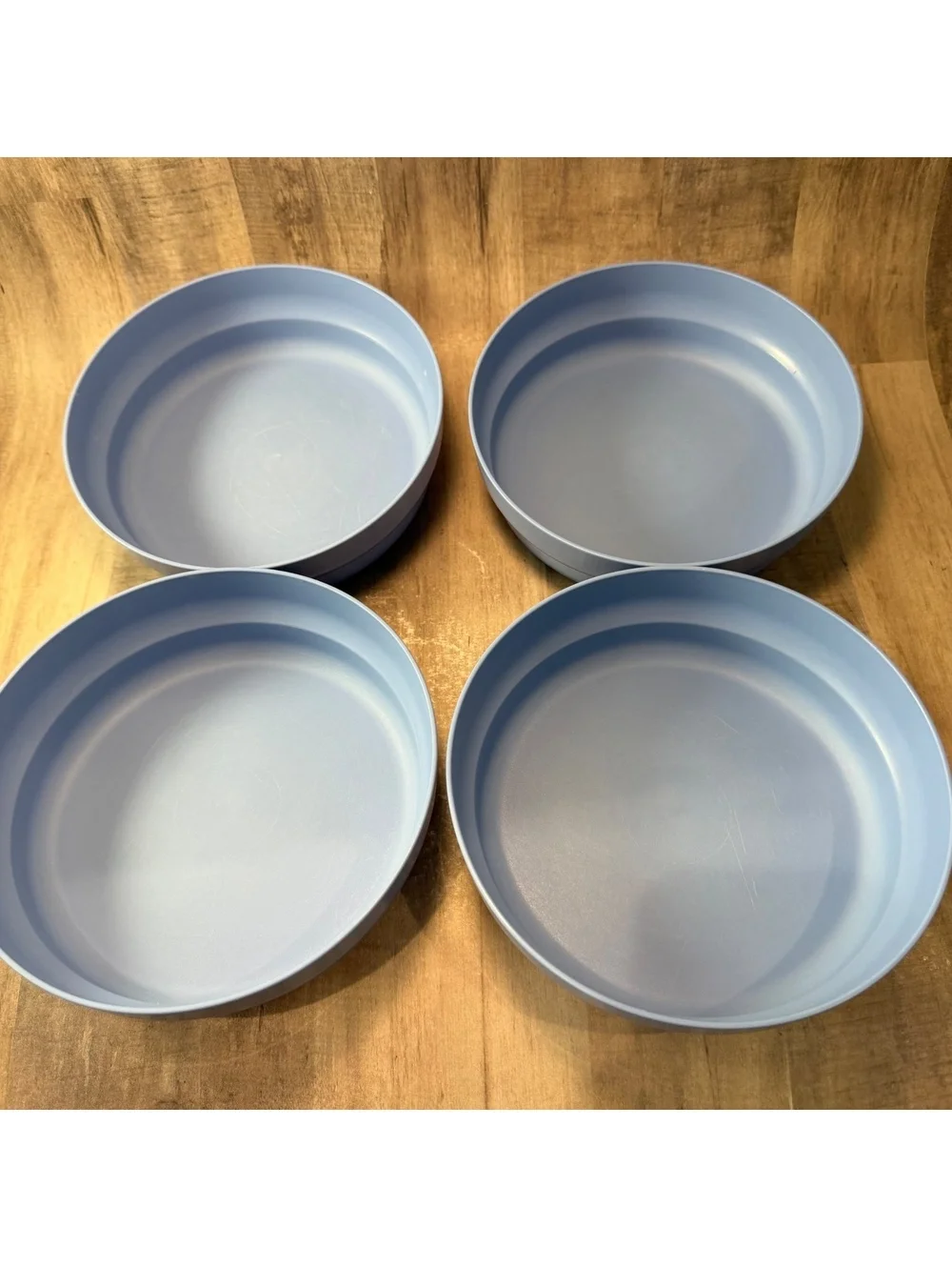 Set of 4 Tupperware Bowls w/ Lids 2415B-4 Blue w/ White Lids Cereal Bowl 6
